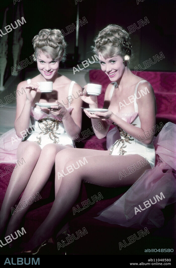 Alice and Ellen Kessler, the Kessler twins, singers and dancers, Germany 1959. Alice and Ellen Kessler are the Kessler Twins, singers and dancers, Germany 1959.