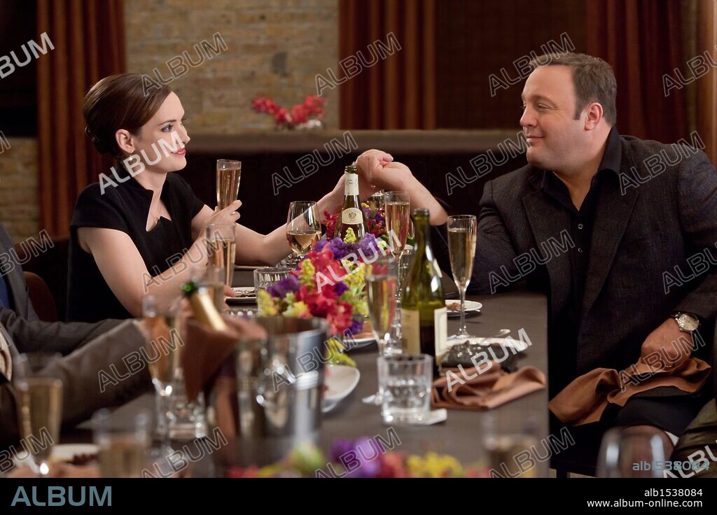KEVIN JAMES and WINONA RYDER in THE DILEMMA, 2011, directed by RON HOWARD. Copyright IMAGINE ENTERTAINMENT.