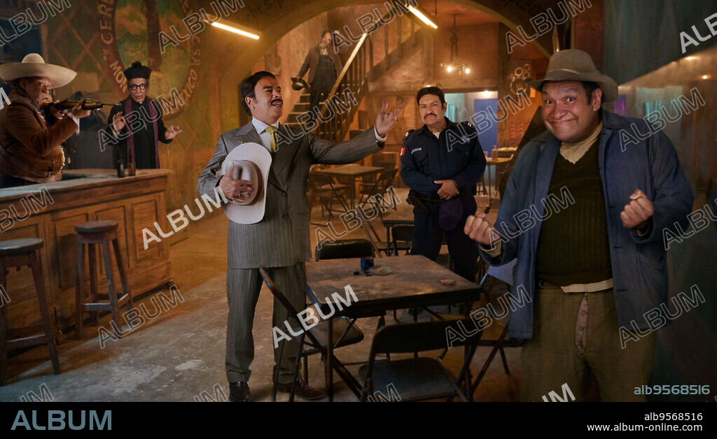DAMIAN ALCAZAR y JOAQUIN COSIO en ¡QUE VIVA MÉXICO!, 2023, dirigida por LUIS ESTRADA. Copyright Bandidos Films.