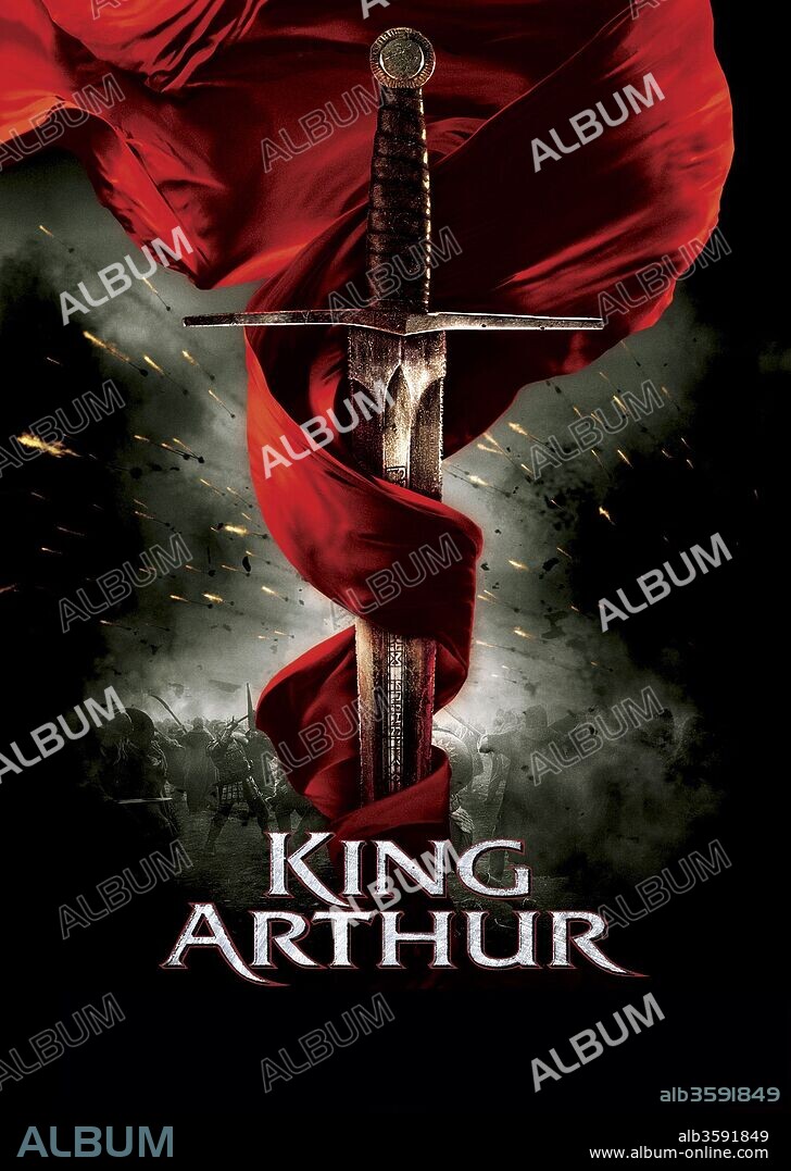 Poster of KING ARTHUR, 2004, directed by ANTOINE FUQUA. Copyright TOUCHSTONE PICTURES.