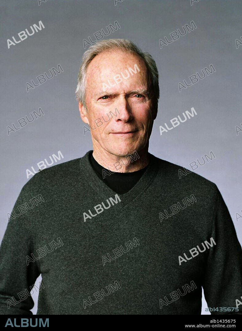 CLINT EASTWOOD in HEREAFTER, 2010, directed by CLINT EASTWOOD. Copyright MALPASO PRODUCTIONS.