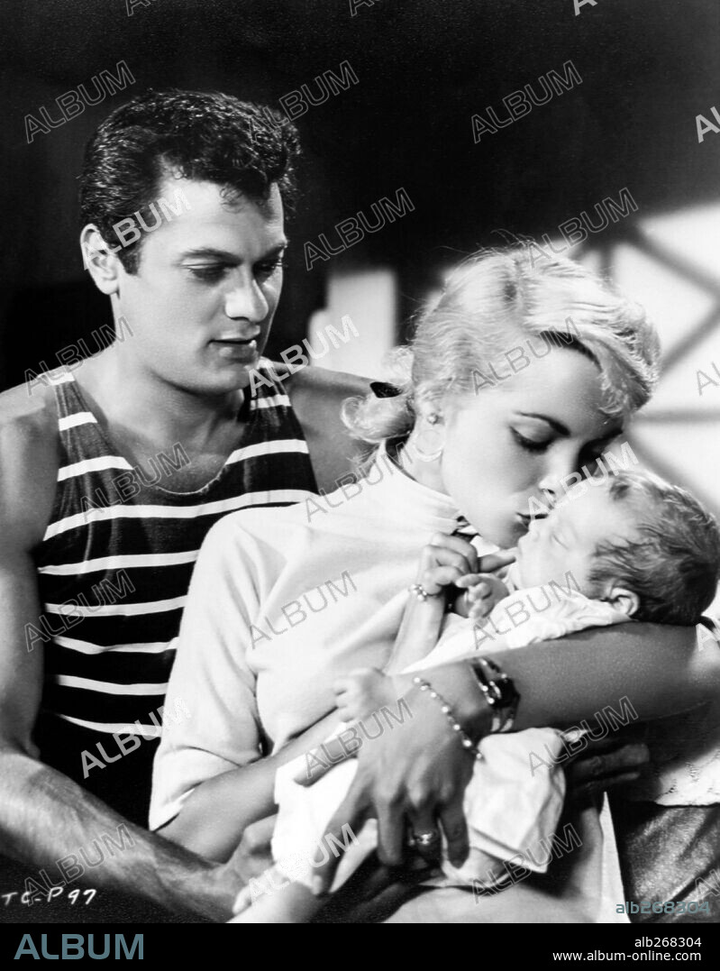 JAMIE LEE CURTIS, JANET LEIGH et TONY CURTIS.