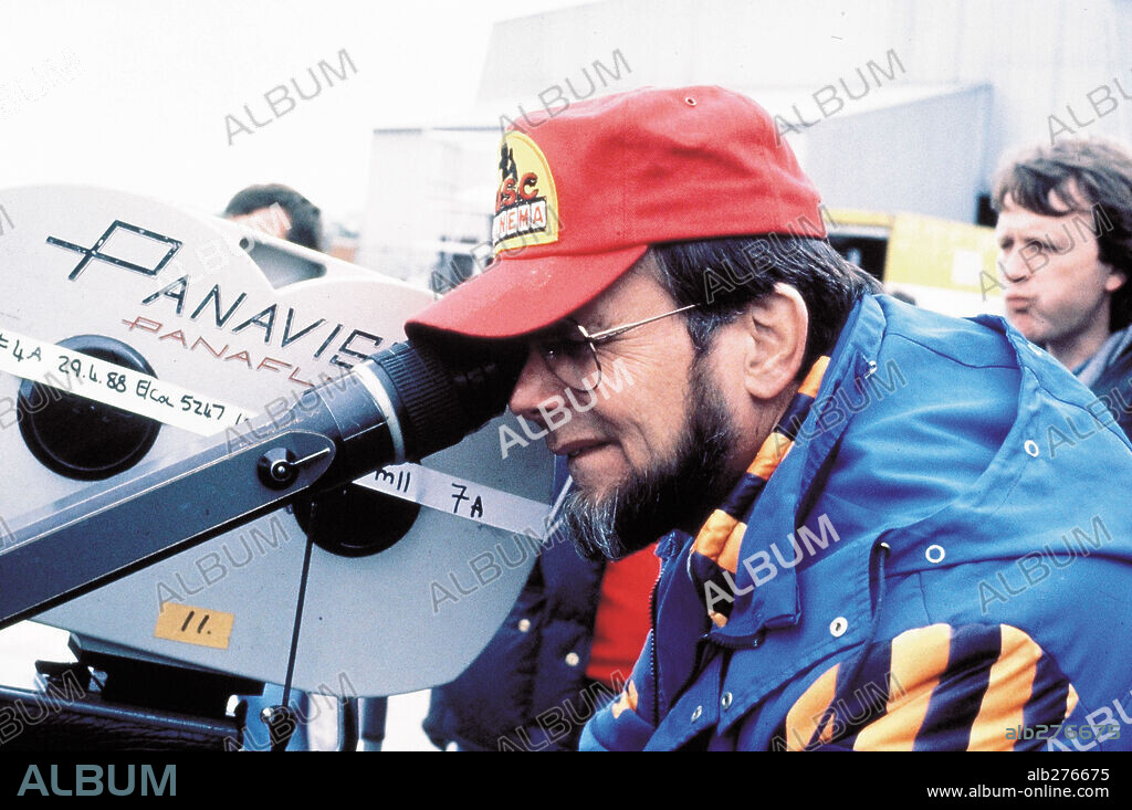 STEVEN LISBERGER en LA FURIA DEL VIENTO, 1989 (SLIPSTREAM), dirigida por STEVEN LISBERGER. Copyright ENTERTAINMENT FILM.
