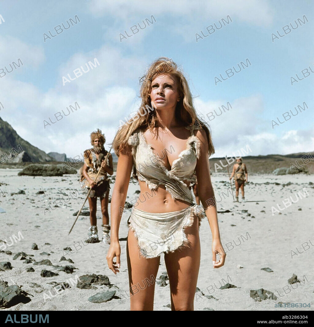 RAQUEL WELCH in ONE MILLION YEARS B. C., 1966, unter der Regie von DON CHAFFEY. Copyright HAMMER FILM PRODUCTIONS.