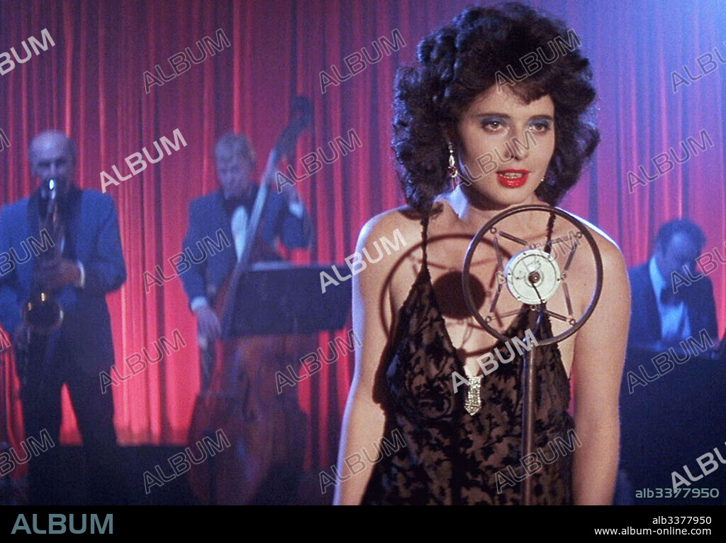 ISABELLA ROSSELLINI dans BLUE VELVET, 1986, réalisé par DAVID LYNCH. Copyright DE LAURENTIS ENTERTAINMENT GROUP.