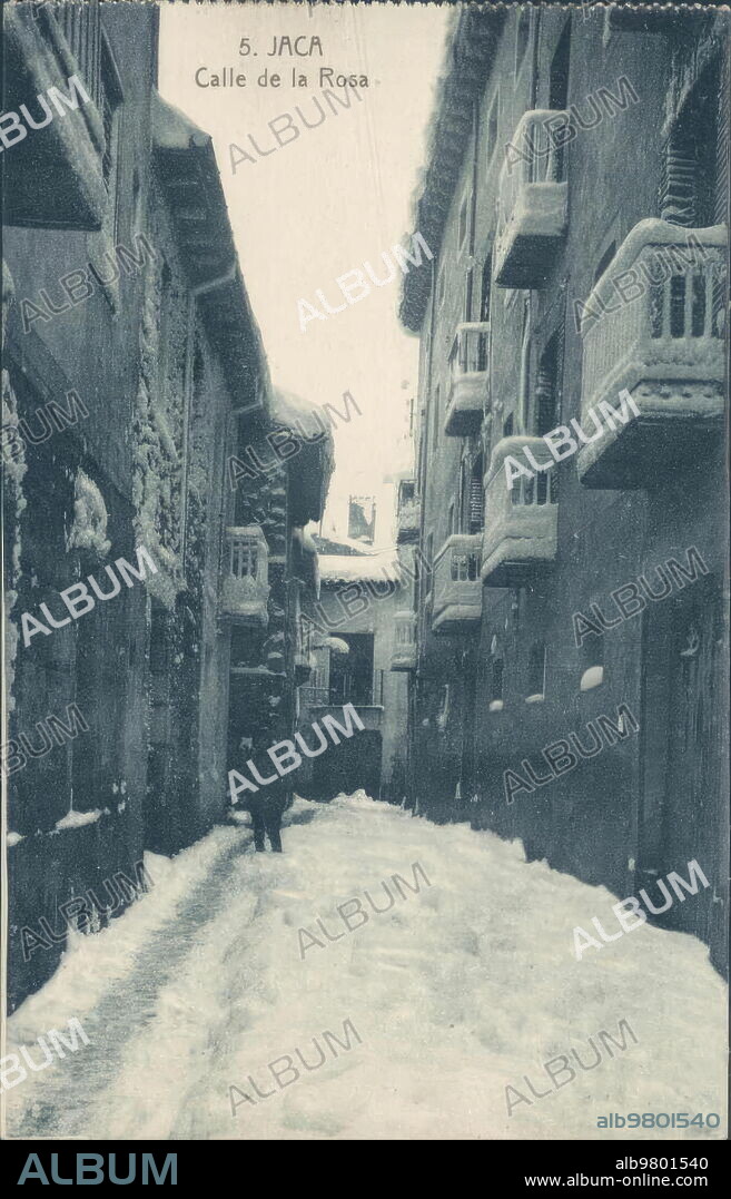 1930. Jaca. La calle de la rosa Nevada.