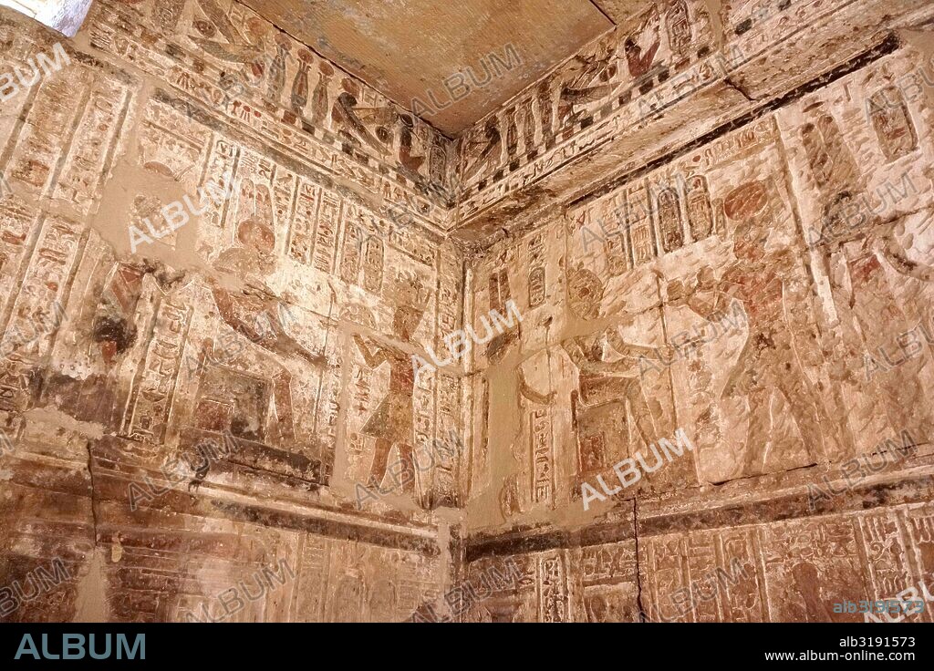 Templo de Ksar El Aguz-Thoth.  Egipto.