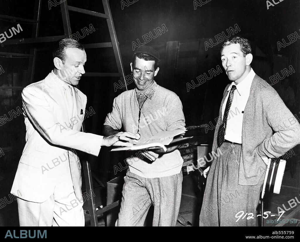 FRED ASTAIRE en PAPA PIERNAS LARGAS, 1955 (DADDY LONG LEGS), dirigida por JEAN NEGULESCO. Copyright 20TH CENTURY FOX.