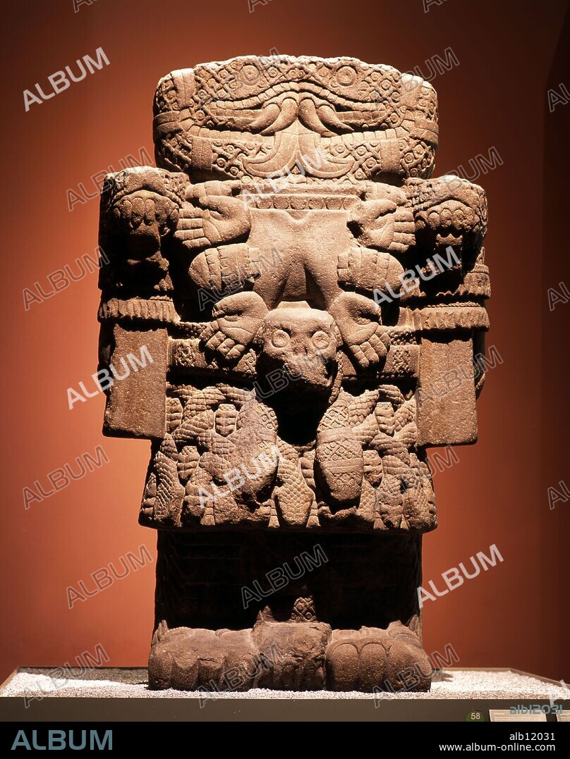 Mexico.Mexico D.F. .Museo Nacional de Antropologia.Coatlicue (Diosa Madre de la falda de Serpientes).Cultura Azteca-Mexica.