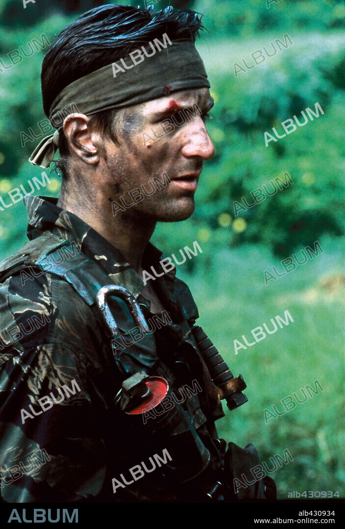 ROBERT DE NIRO in DIE DURCH DIE HÖLLE GEHEN, 1978 (THE DEER HUNTER), unter der Regie von MICHAEL CIMINO. Copyright EMI / UNIVERSAL.