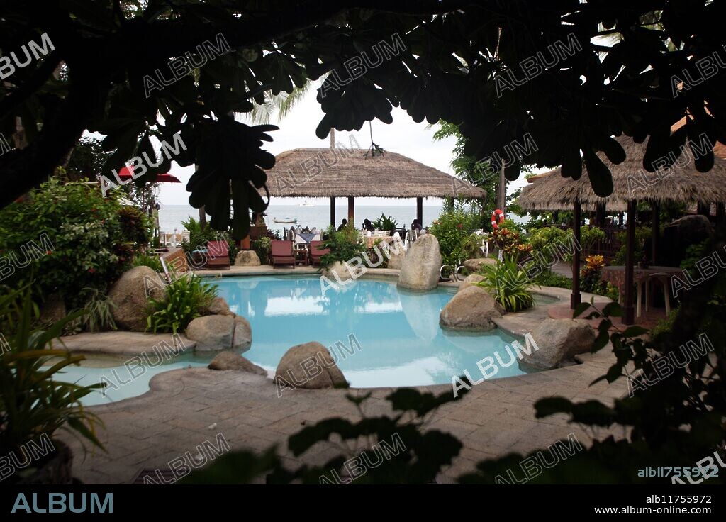 Poppies Restaurant at Poppies Hotel in Koh Samui, Southern Thailand. A view of the pool *** Local Caption ***.