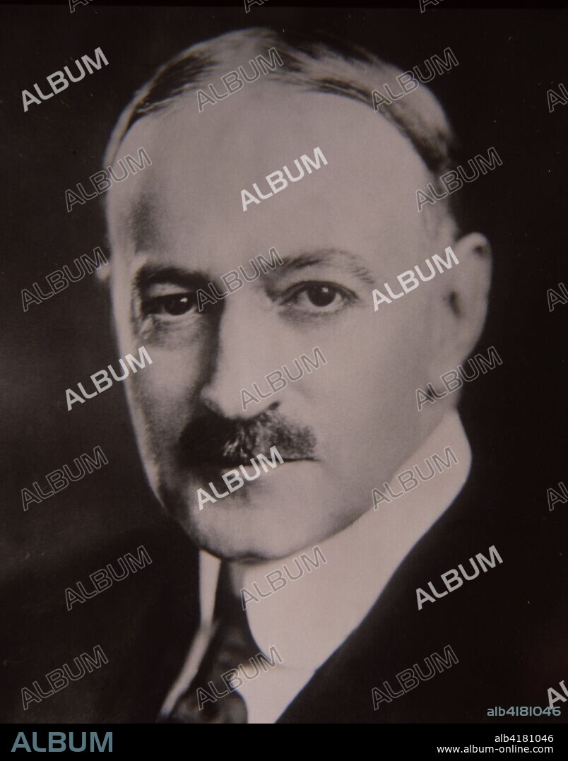 CESPEDES, CARLOS MANUEL POLITICO CUBANO. 1831-1939 PRESIDENTE DE CUBA EN EL AÑO 1933.