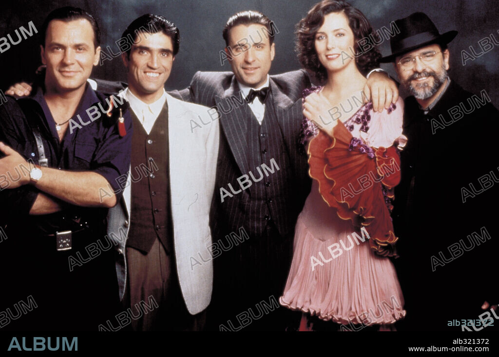 ANDY GARCIA y JOSE CORONADO en MUERTE EN GRANADA, 1997, dirigida por MARCOS ZURINAGA. Copyright ENRIQUE CEREZO PRODUCCIONES.