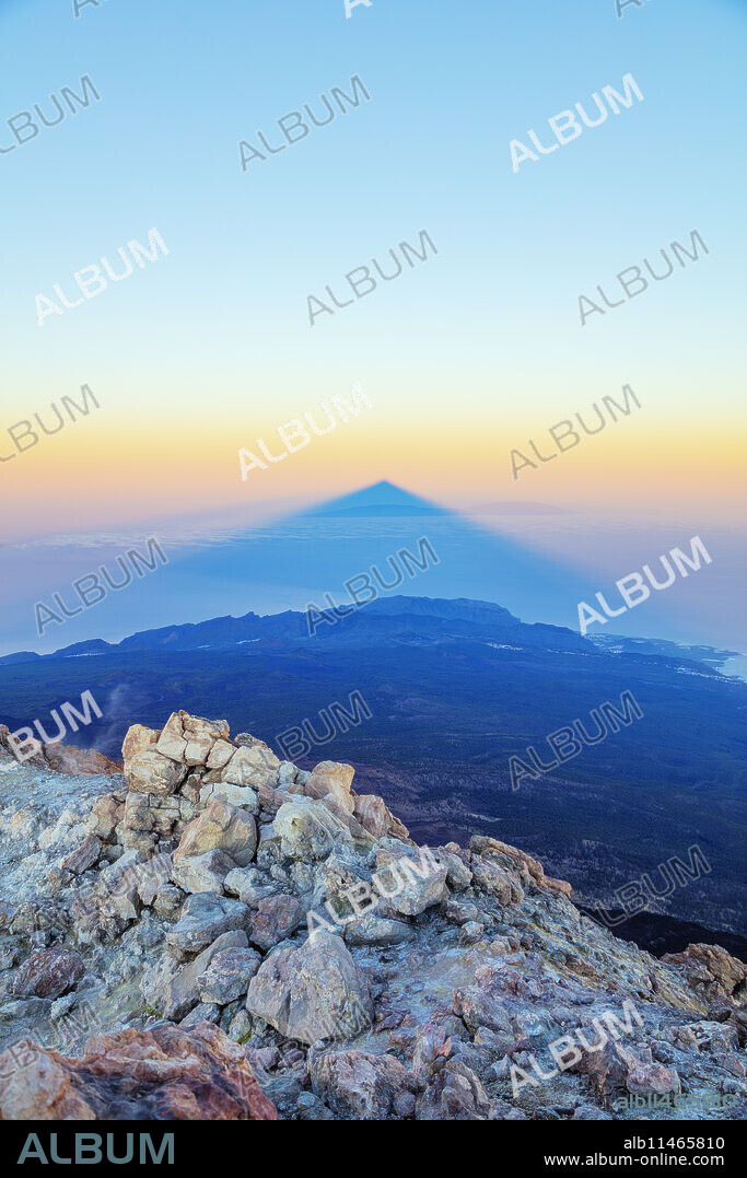 Shadow of Pico del Teide, 3718m, highest mountain in Spain, Teide National Park, UNESCO World Heritage Site, Tenerife, Canary Islands, Spain, Atlantic, Europe.