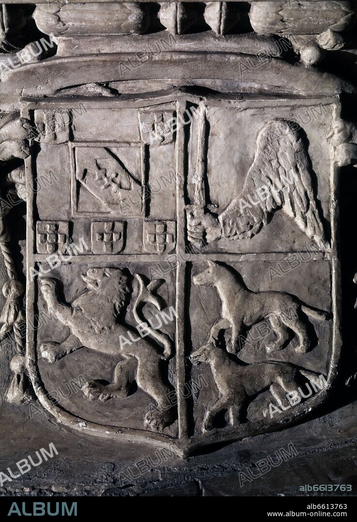 DIEGO DE SILOÉ. SEPULCRO DE DON LUIS DE ACUÑA - 1519 - DETALLE DEL ESCUDO.