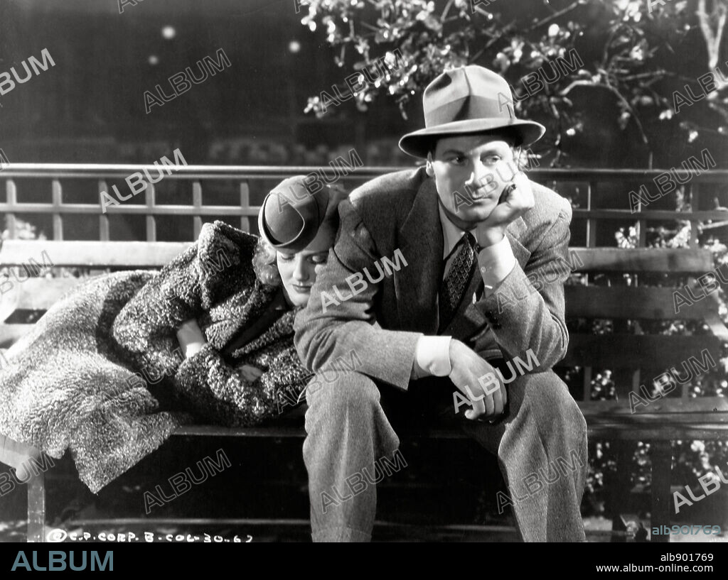 JEAN ARTHUR and JOEL MCCREA in ADVENTURE IN MANHATTAN, 1936, directed by EDWARD LUDWIG. Copyright COLUMBIA PICTURES.