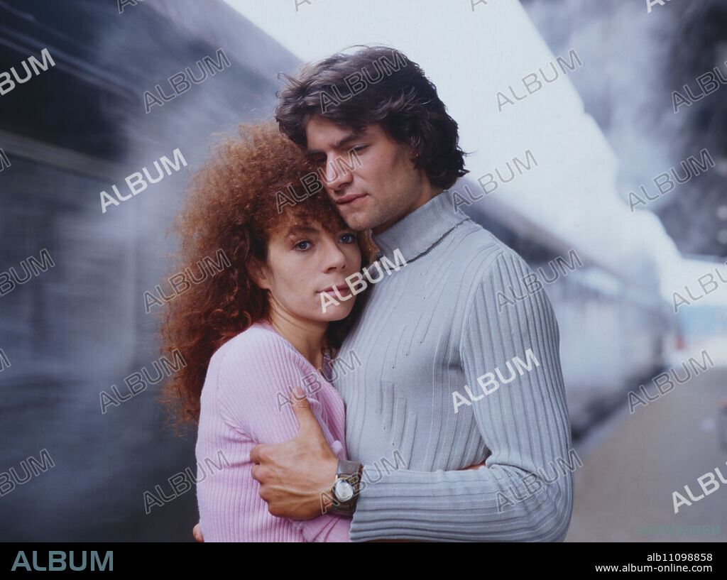 Tandem, ZDF TV film by Bernd Schirmer, directed by Bernhard Stephan, Germany, 1991, scene: Nina Hoger, Thomas Büchel. Tandem, TV film by Bernd Schirmer, directed by Bernhard Stephan, Germany, 1991, scene: Nina Hoger, Thomas Büchel.