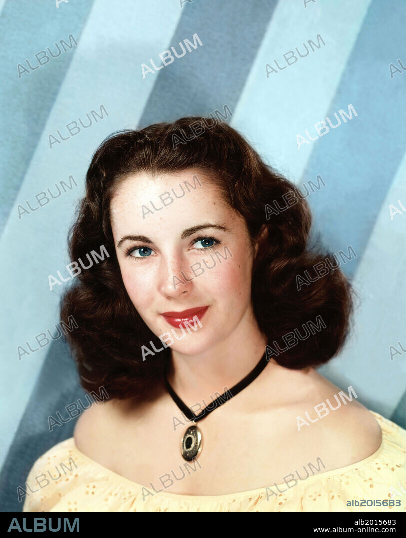 ELIZABETH TAYLOR in CYNTHIA (1947), directed by ROBERT Z. LEONARD. Copyright M.G.M..