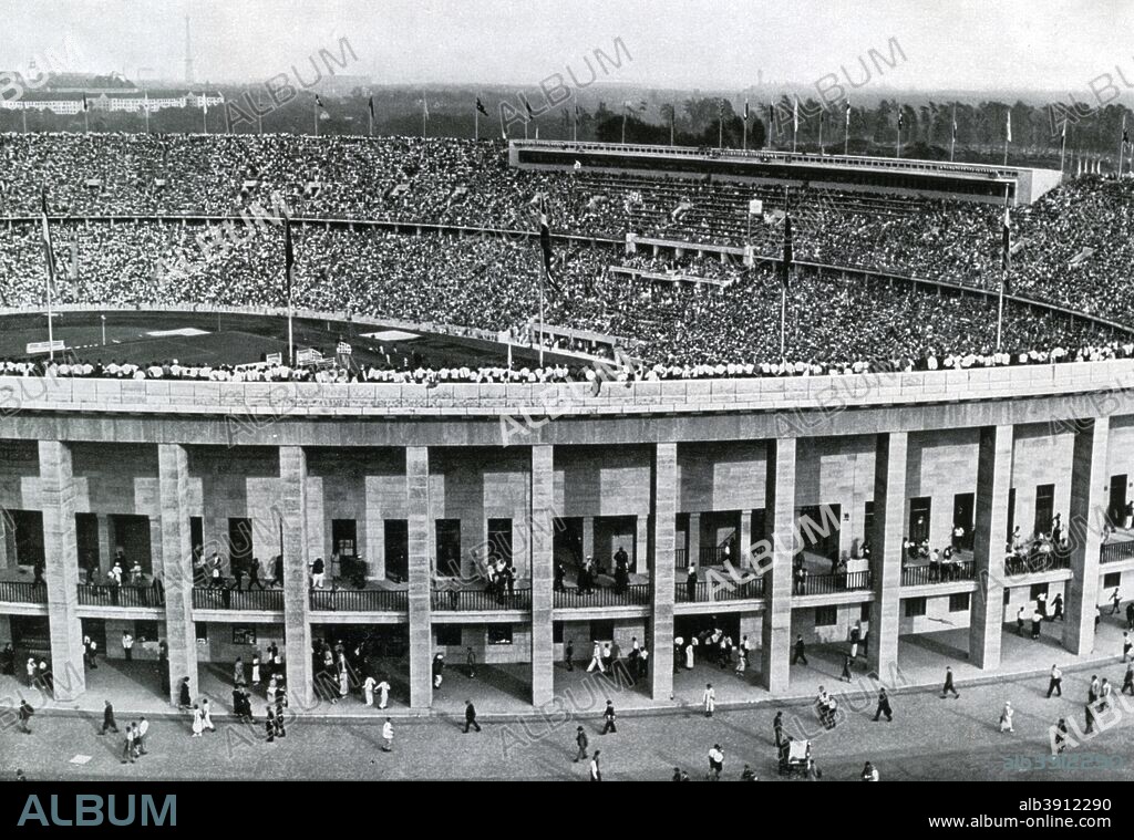 Olympic stadium, Berlin, 1936. Exterior view of the stadium, designed by Werner March. A print from Olympia 1936, Die Olympischen Spiele 1936, Volume II, Cigaretten-Bilderdienst, Hamburg, 1936.