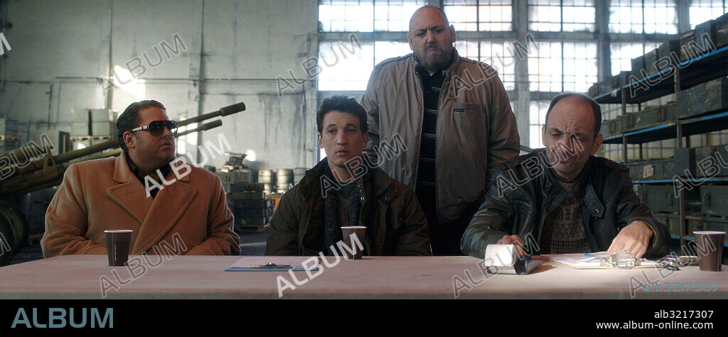 JONAH HILL y MILES TELLER en JUEGO DE ARMAS, 2016 (WAR DOGS), dirigida por TODD PHILLIPS. Copyright GREEN HAT FILMS/MARK GORDON COMPANY, THE.