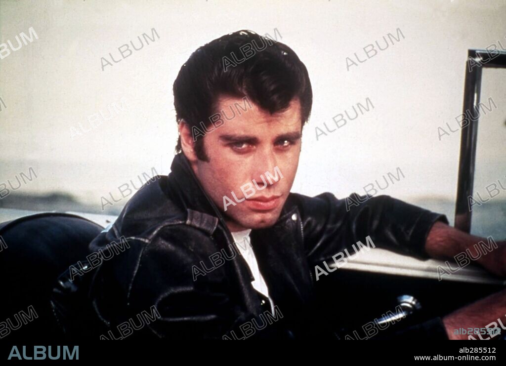 TRAVOLTA JOHN. JOHN TRAVOLTA in GREASE, 1978, directed by RANDAL KLEISER. Copyright PARAMOUNT PICTURES.