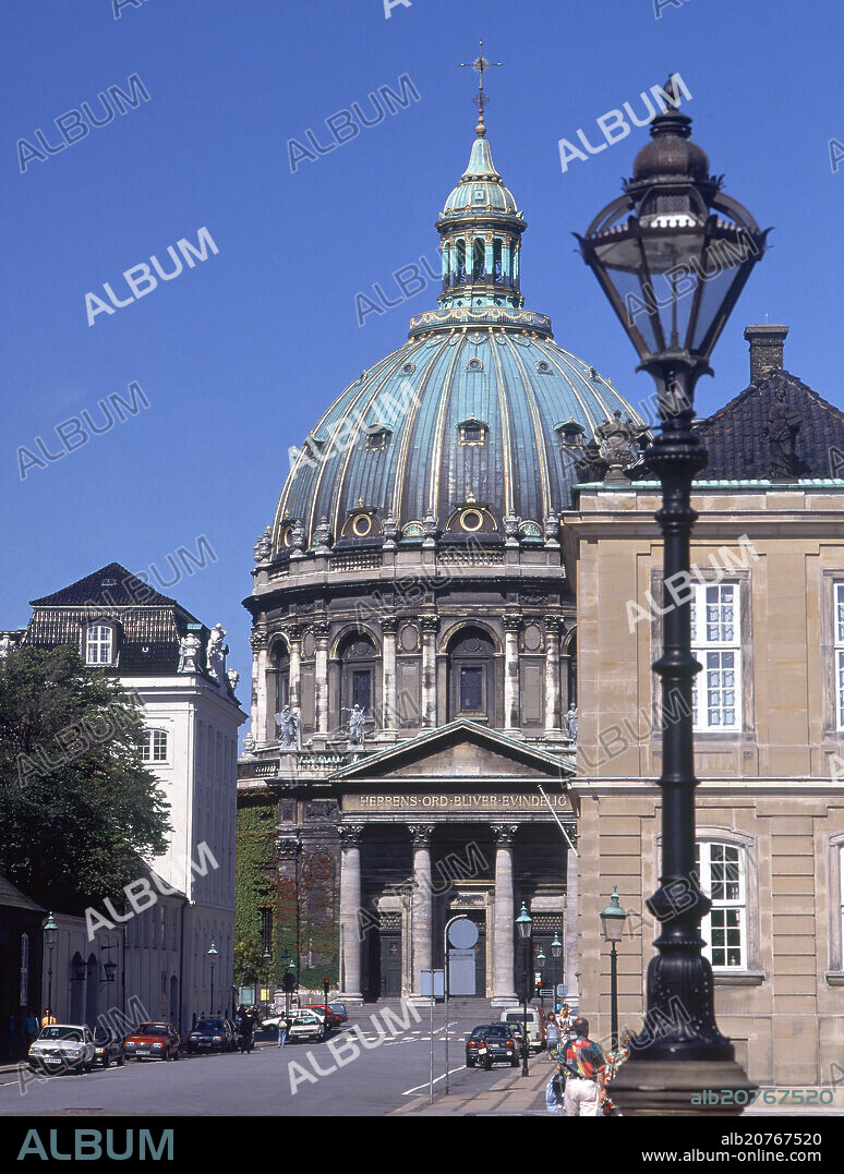 FERDINAND MELDAHL. IGLESIA REAL DE FEDERICO V COMENZADA EN 1749 Y TERMINADA EN 1894 - FOTO AÑOS 00.