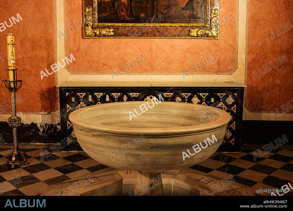 Almería, Andalusia, Spain, Europe.. Catedral de santa María de la Encarnación (Cathedral of Saint Mary of the Incarnation). J XVI century - Spanish Renaissance. The chapel with the baptismal font.