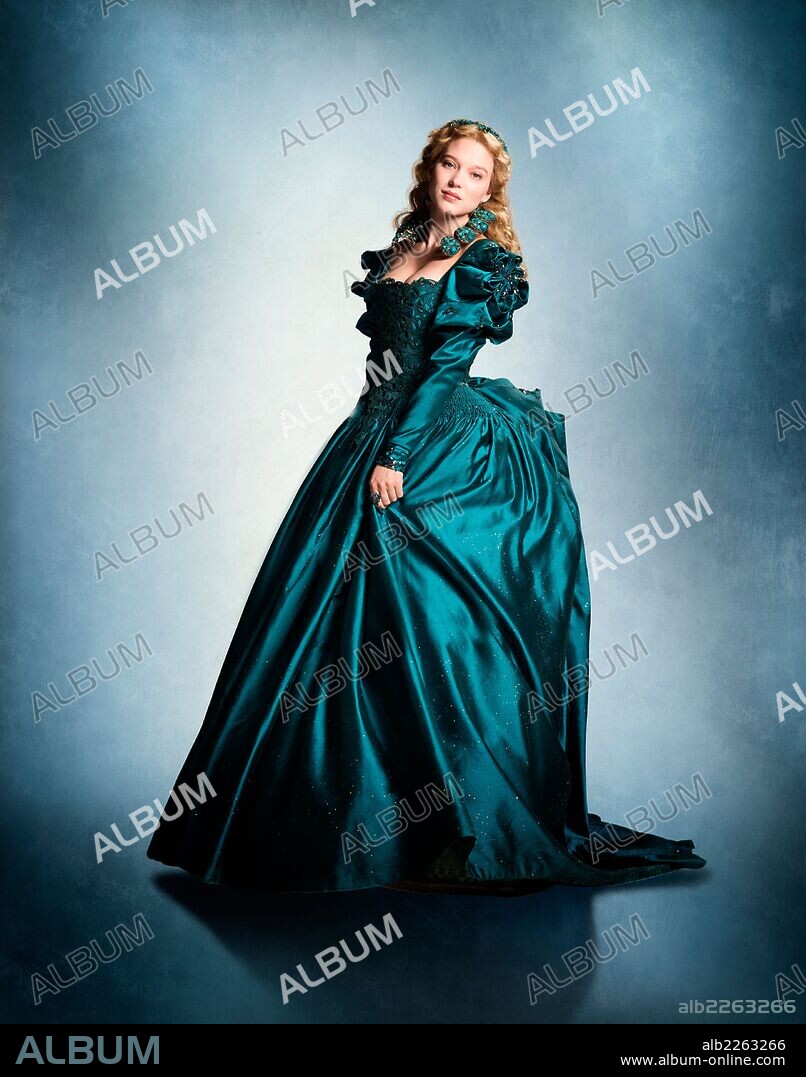 LEA SEYDOUX en LA BELLA Y LA BESTIA, 2014 (LA BELLE ET LA BÊTE), dirigida por CHRISTOPHE GANS. Copyright PATHE.