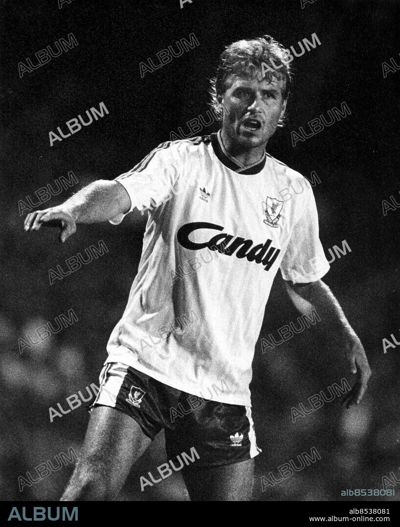 Liverpool 1990-01-09. Glenn Hysén i Liverpools tröja *** Local Caption *** GP Foto: Peter Claesson. KAMERAREP0RTAGE.