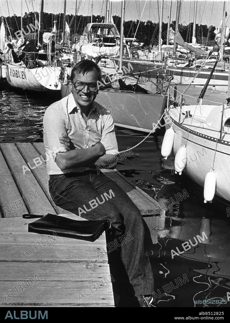 19790705 - Radio- och TV-journalisten Åke Ortmark i Sandhamn. Foto: Bernt Claesson Kod: 8 COPYRIGHT SCANPIX SWEDEN.