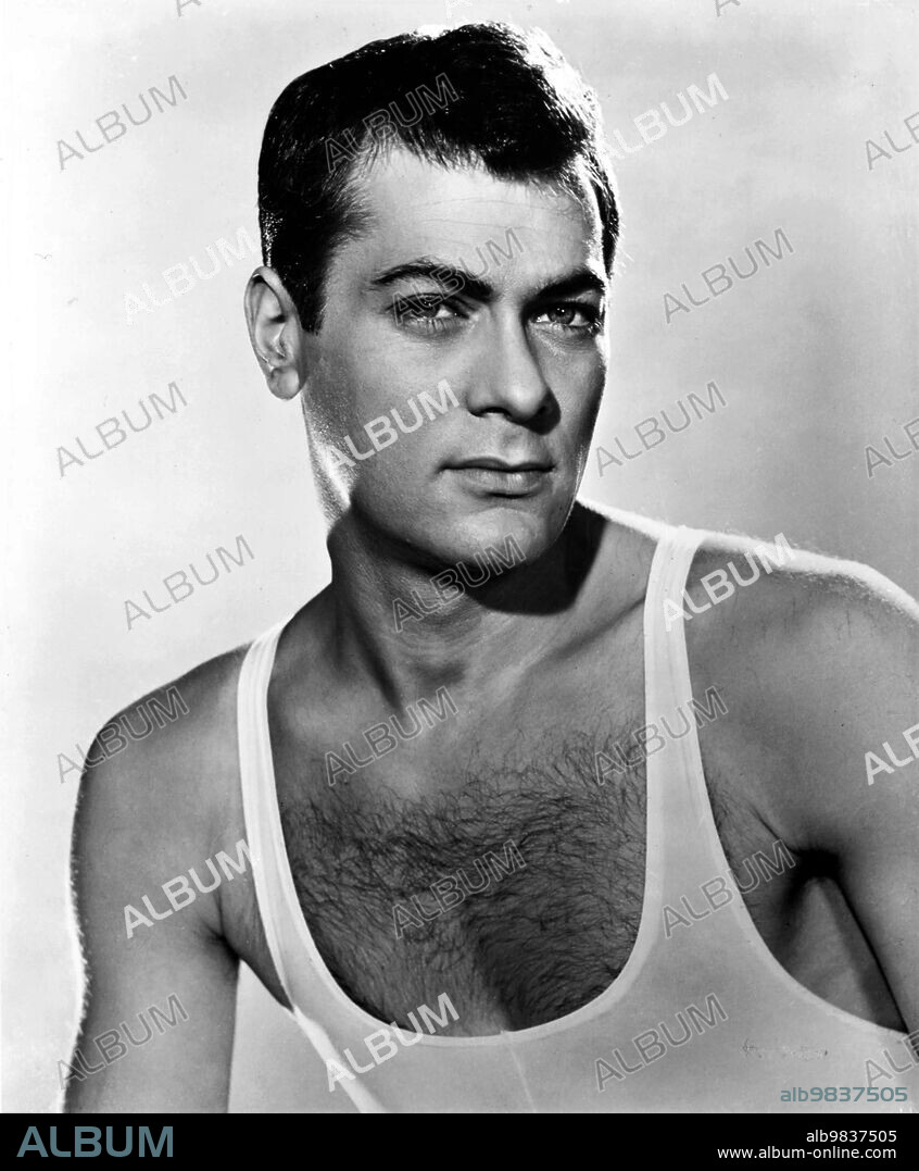 TONY CURTIS in TRAPEZE, 1956, unter der Regie von CAROL REED. Copyright UNITED ARTISTS.
