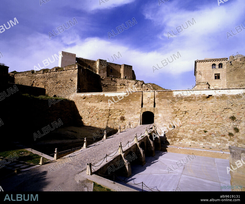 Zuda Castle, located on the hill of Old Lleida Seu, originally residence of the Moorish king of Lleida, rebuilt in the 13th century by James I and in the 14th century by Peter the Ceremonious.