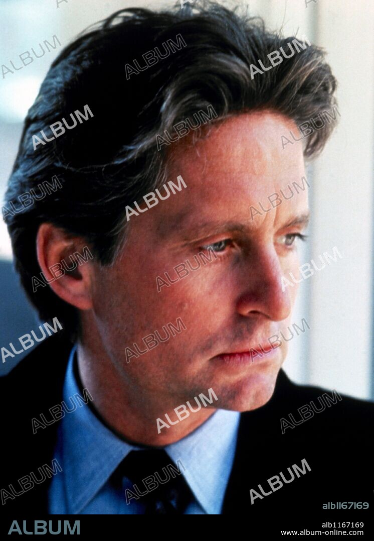 MICHAEL DOUGLAS in BASIC INSTINCT, 1992, directed by PAUL VERHOEVEN. Copyright TRISTAR PICTURES.