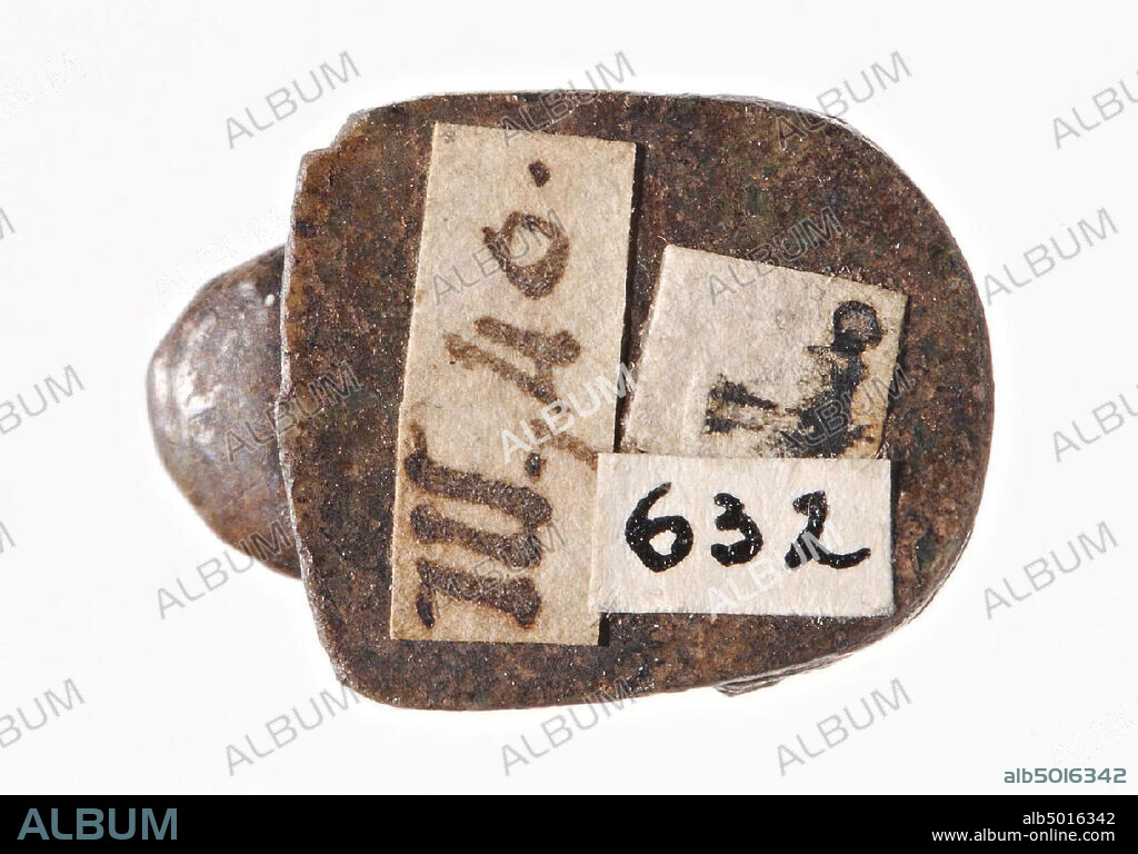 frog, amulet, animal, stone (gray-green), 1,7 × 1,2 × 1 cm, Egypt.