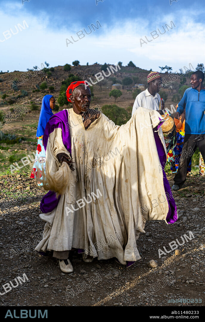Kapsiki tribal people practising a traditional dance, Rhumsiki, Mandara mountains, Far North province, Cameroon, Africa.