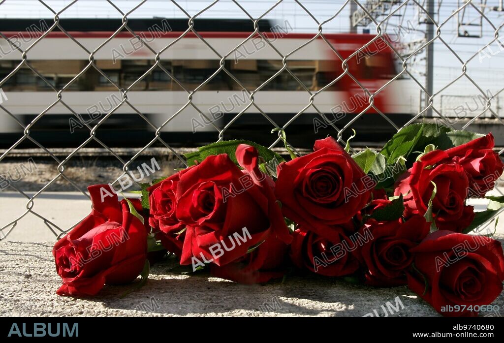 Madrid, 17 de febrero de 2005. Calle Tellez afectada hace un año por el atentado terrorista del 11-M.Foto: IGNACIO GIL.    ...archdc...