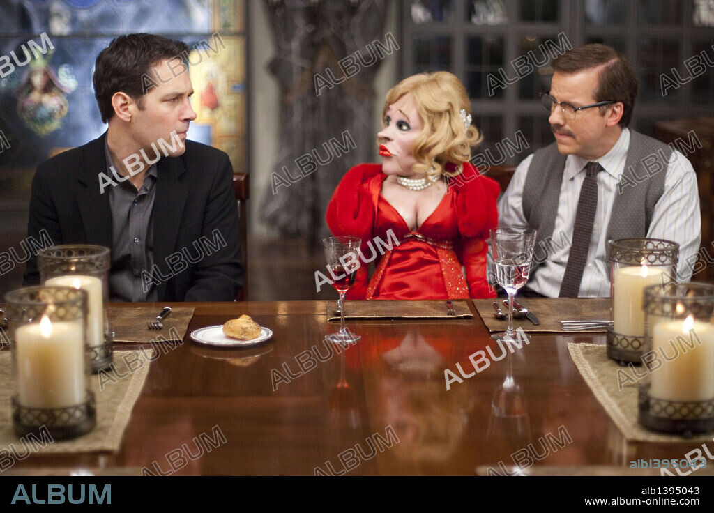 JEFF DUNHAM and PAUL RUDD in DINNER FOR SCHMUCKS, 2010, directed by JAY ROACH. Copyright PARAMOUNT PICTURES.