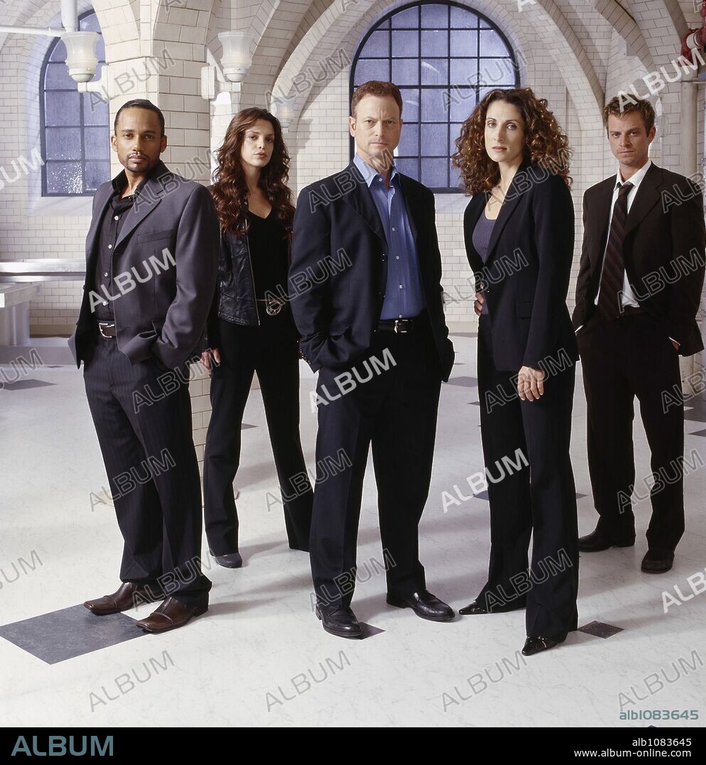CARMINE GIOVINAZZO, GARY SINISE, HILL HARPER, MELINA KANAKAREDES und VANESSA FERLITO in CSI: NY-TV, 2004. Copyright ALLIANCE ATLANTIS COMMUNICATIONS/ALLIANCE ATLANTIS MOTION.