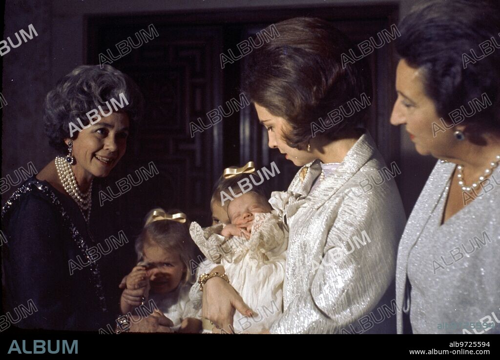 7 febrero 1968. Bautizo del príncipe Felipe de Borbón.