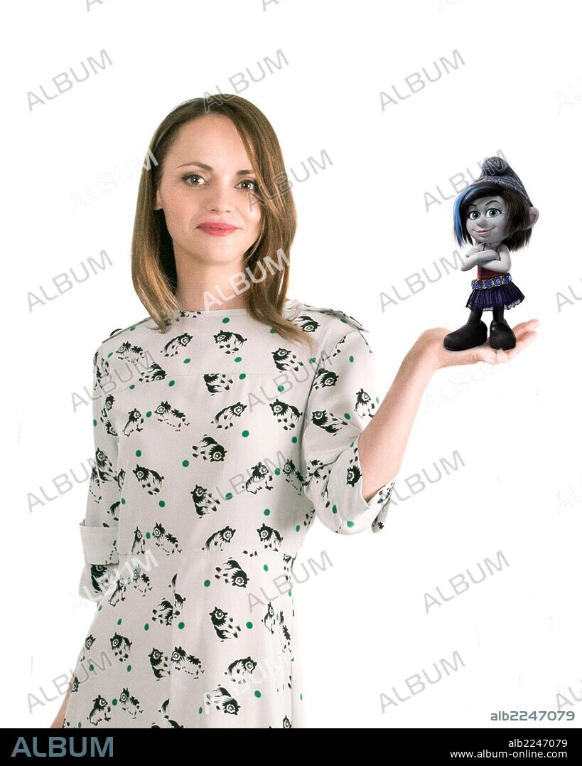CHRISTINA RICCI en LOS PITUFOS 2, 2013 (THE SMURFS 2), dirigida por RAJA GOSNELL. Copyright COLUMBIA PICTURES.