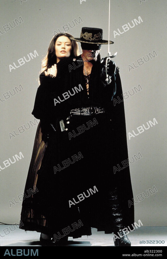 ANTONIO BANDERAS y CATHERINE ZETA-JONES en LA MÁSCARA DEL ZORRO, 1998 (THE MASK OF ZORRO), dirigida por MARTIN CAMPBELL. Copyright AMBLIN ENTERTAINMENT / O'NEILL, MICHAEL.