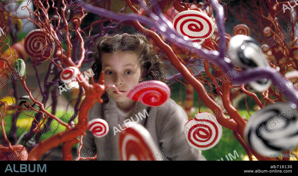 JULIA WINTER in CHARLIE AND THE CHOCOLATE FACTORY, 2005, directed by TIM BURTON. Copyright WARNER BROS.