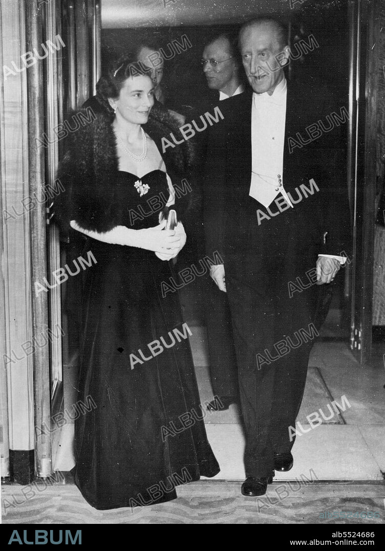 Duke And Duchess Of Gloucester: At Film Premier: The Duchess of Gloucester arriving at the Odeon Theatre this evening.The Duke and Duchess of Gloucester this evening attended the Gala Premier of the film "Topper Takes A Trip", at the Odeon Theatre, Leicester Square. The Premier is in aid of the old Etonian Housing Association and the Islington and Finsbury Housing Association and the proceeds are to go the fund for slum clearing in Islington. February 15, 1939. (Photo by Keystone).