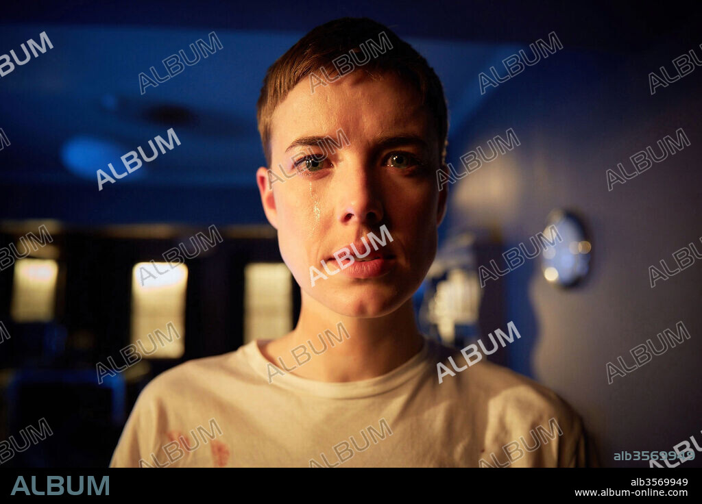 AGYNESS DEYN dans HARD SUN, 2018, réalisé par NEIL CROSS. Copyright EUSTON FILMS. season 1.