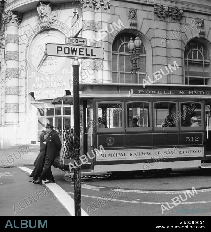 San Francisco (California / USA), Cable Car. A cable car at its terminal stop. Photo, undated (c. 1960).