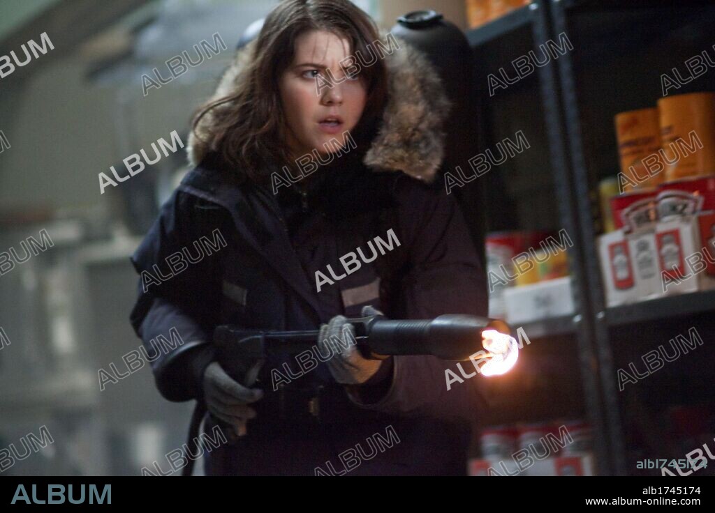 MARY ELIZABETH WINSTEAD en LA COSA, 2011 (THE THING). Copyright MORGAN CREEK PRODUCTIONS.