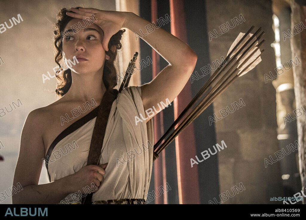 MATILDA DE ANGELIS dans LEONARDO, 2021, réalisé par FRANK SPOTNITZ et STEVE THOMPSON. Copyright Lux Vide / RAI Cinema.
