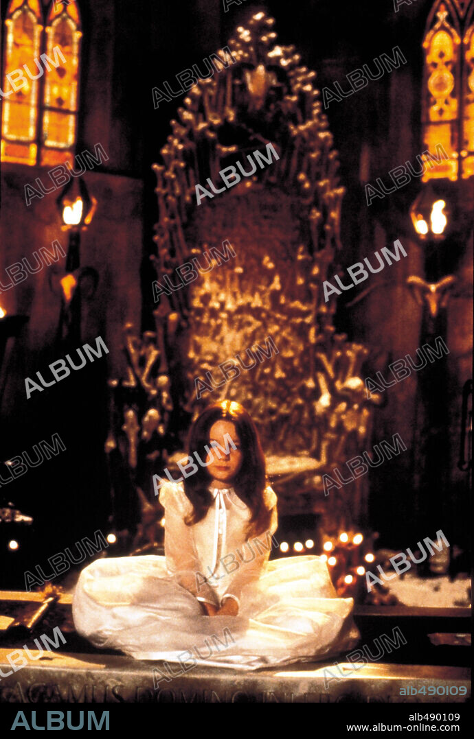 KIM BASINGER in BLESS THE CHILD, 2000, directed by CHUCK RUSSELL. Copyright PARAMOUNT PICTURES.