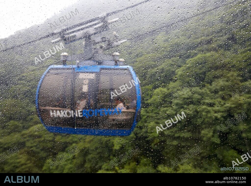 Hakone Ropeway, Hakone, Kanagawa, Japan.