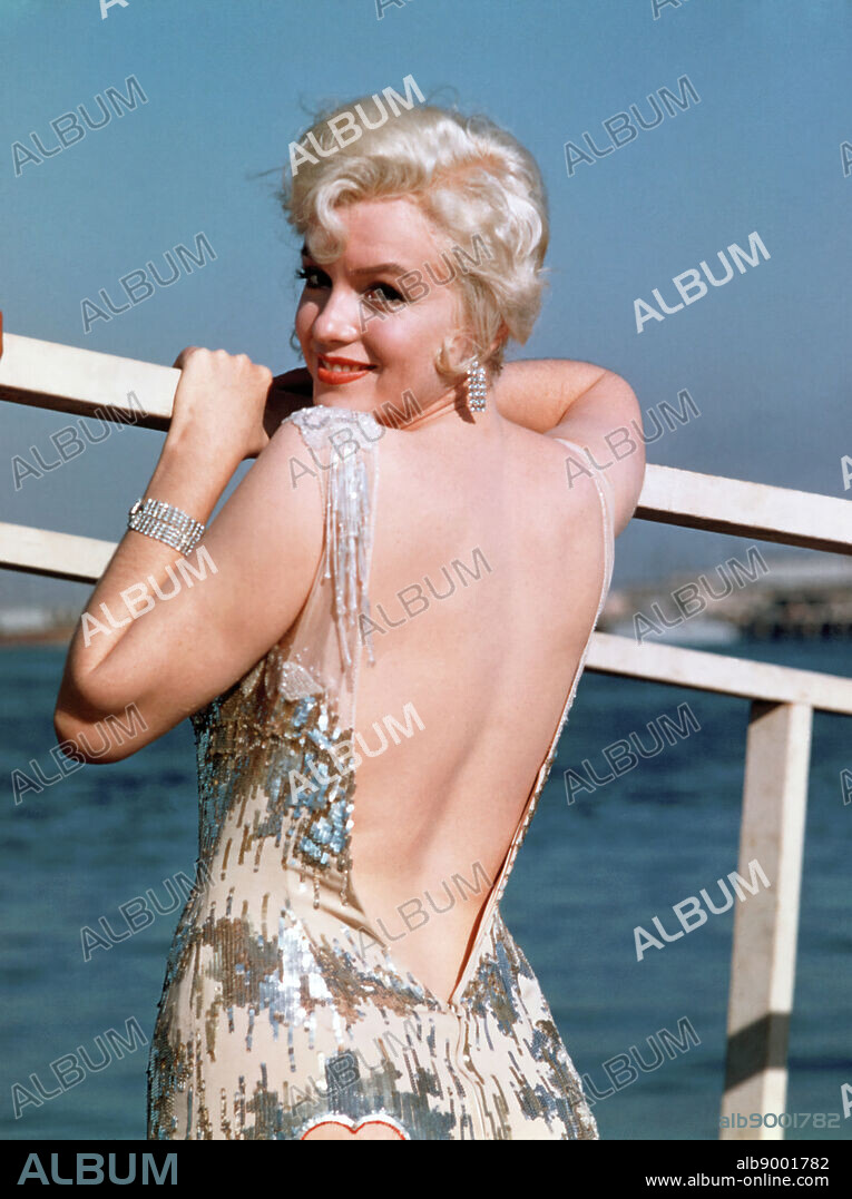 NORMA JEAN BAKER. MARILYN MONROE en CON FALDAS Y A LO LOCO, 1959 (SOME LIKE IT HOT), dirigida por BILLY WILDER. Copyright UNITED ARTISTS.